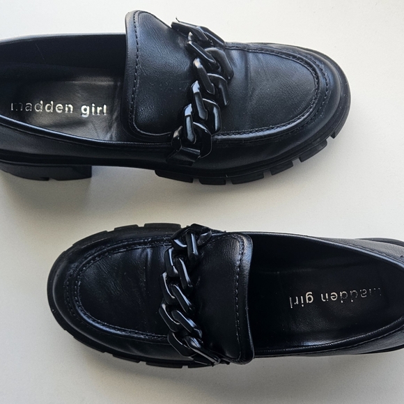 Madden Girl Hastings Platform Casual Shoe - - Picture 3 of 8